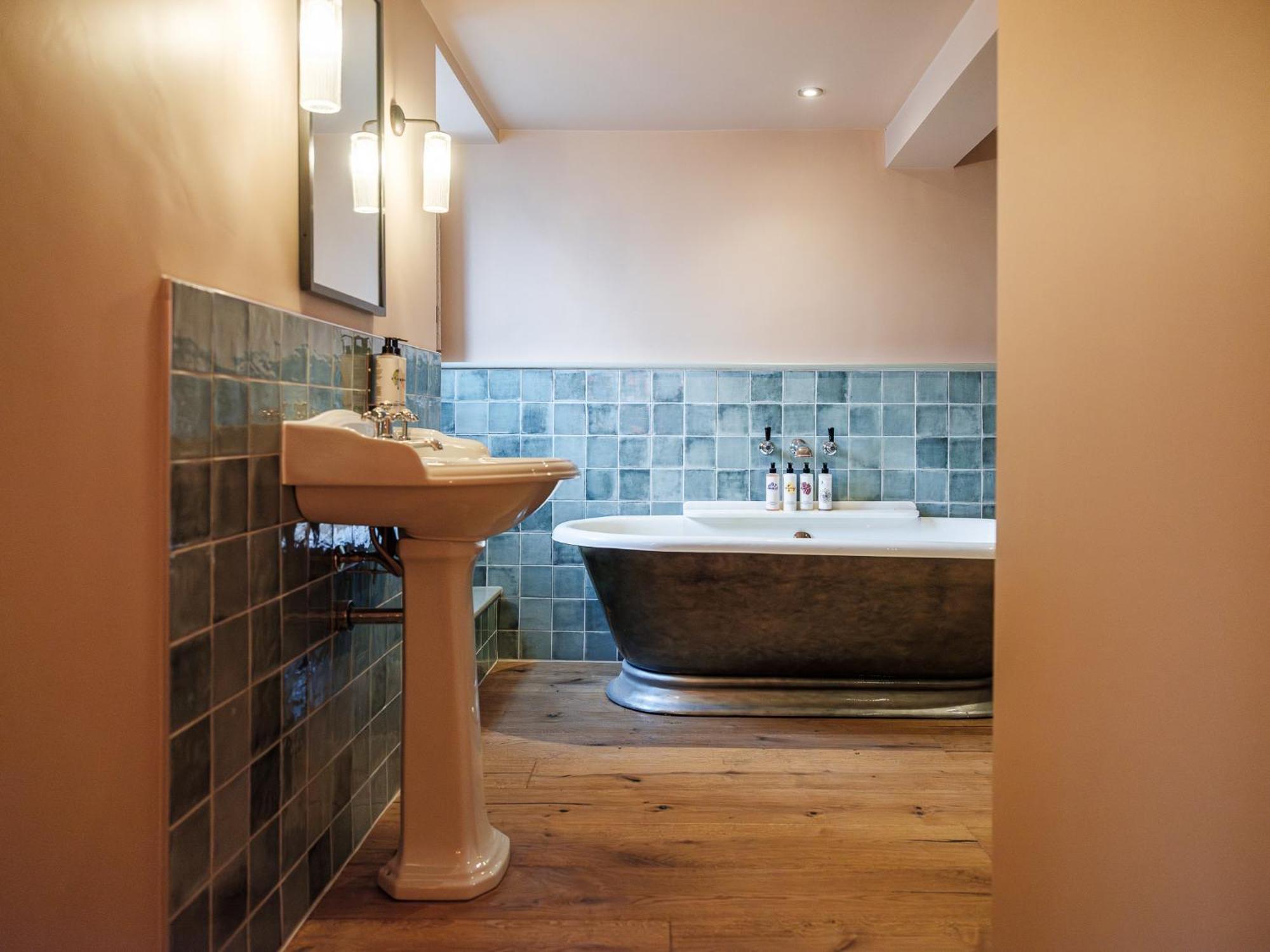 The Stump Hotel Cirencester Bagian luar foto